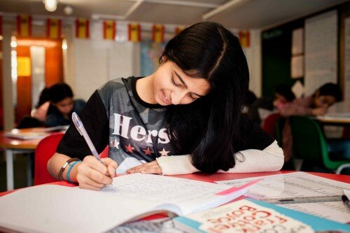 6 Tips for supporting EAL children